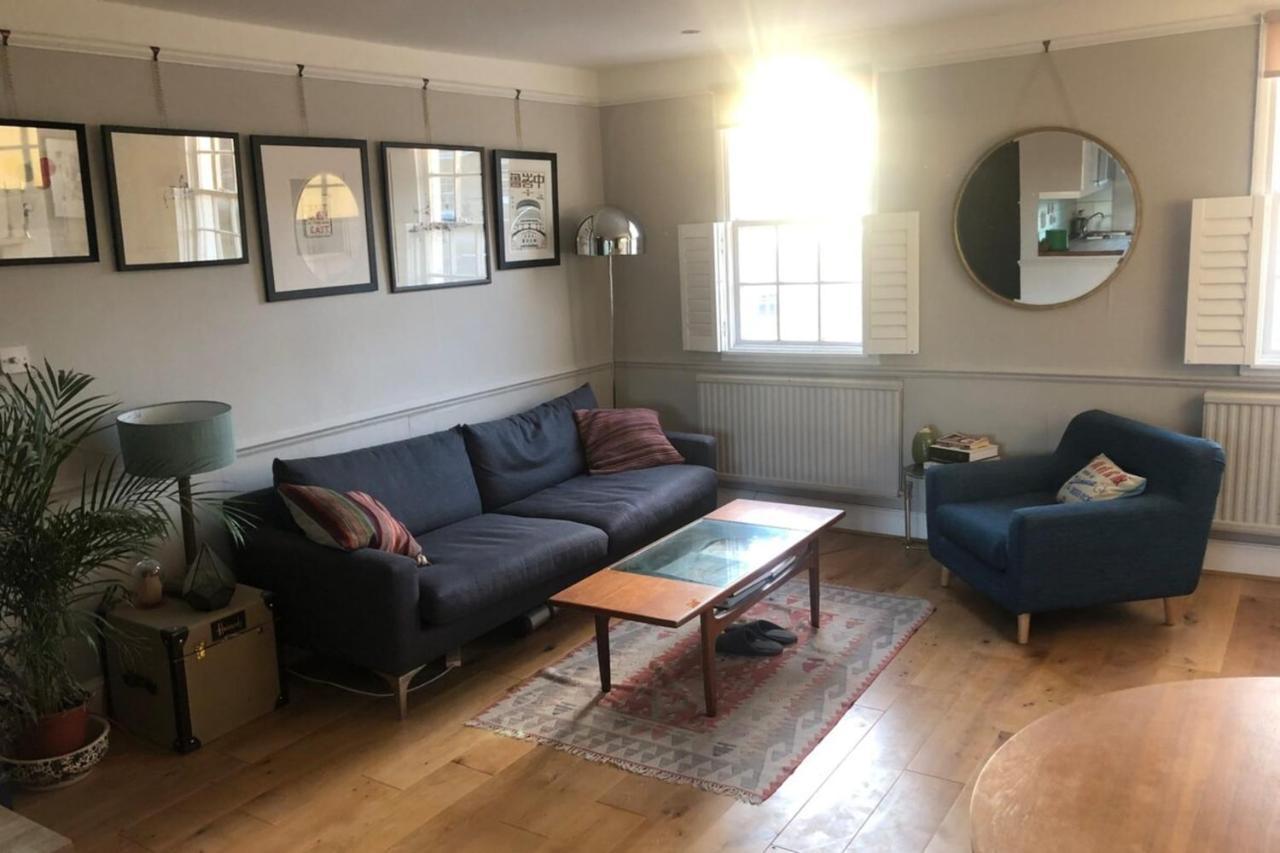 Stylish And Spacious With Terrace