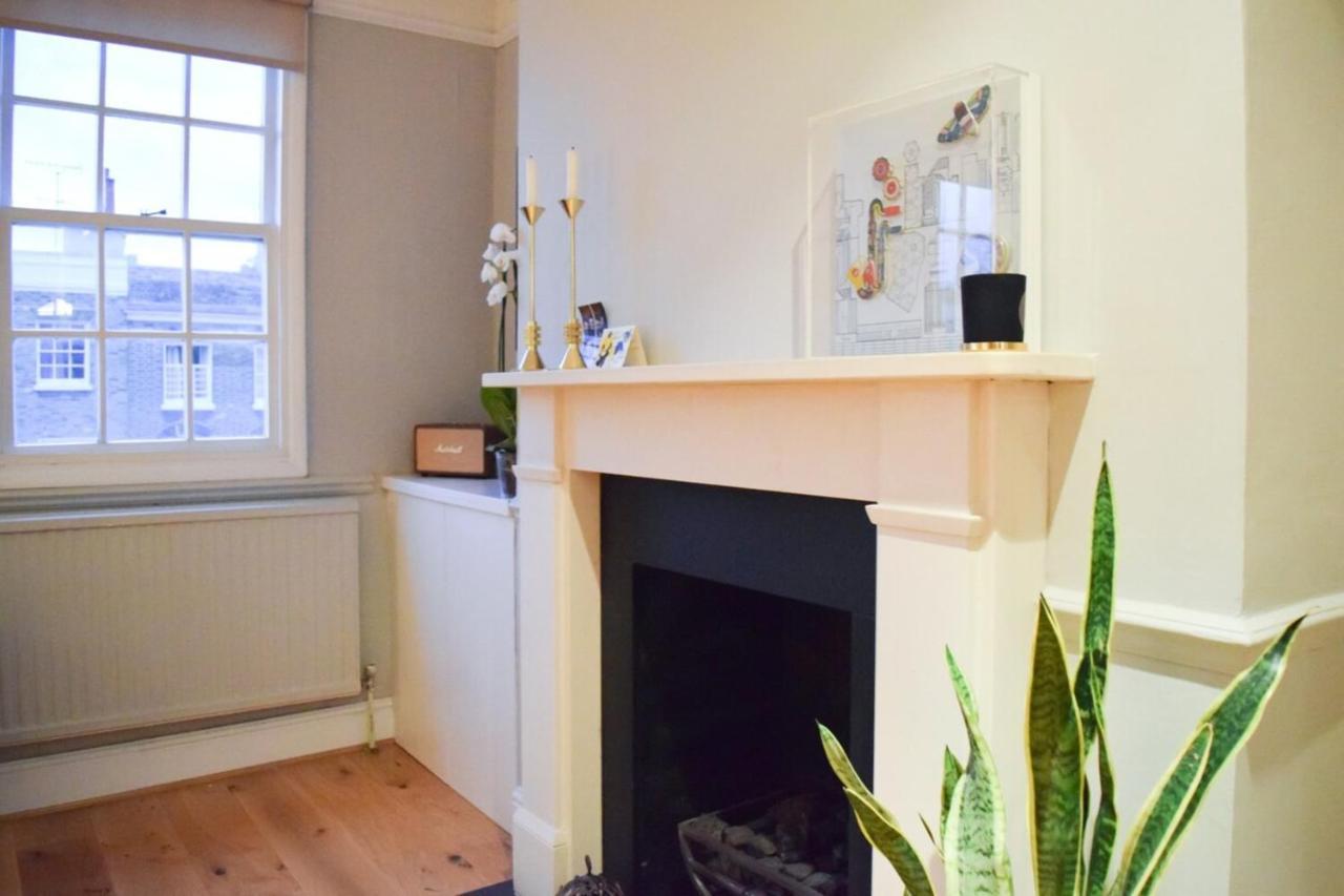 Stylish And Spacious With Terrace Appartamento Londra